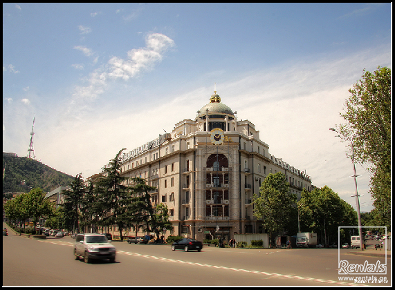 flat ( apartment ) For Rent  In Tbilisi , Mtatsminda; Baratashvili