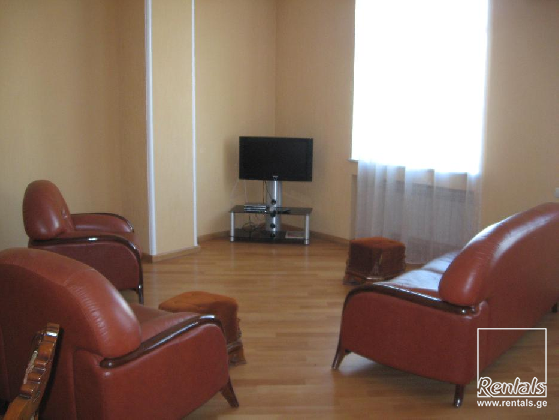 flat ( apartment ) For Rent  In Tbilisi , Vake; Tamarashvili