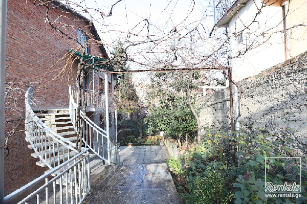 house For Rent  In Tbilisi , Vake; Tabidze