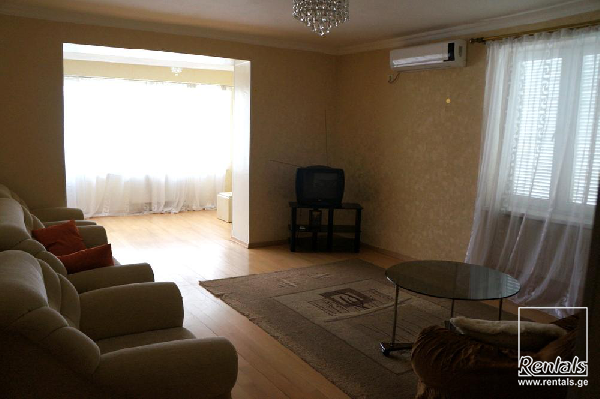 flat ( apartment ) For Rent  In Tbilisi , Saburtalo; Nutsubidze