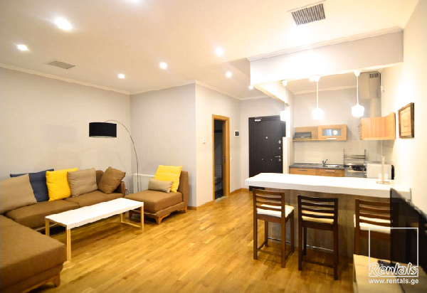 flat ( apartment ) For Rent  In Tbilisi , Mtatsminda; Besiki