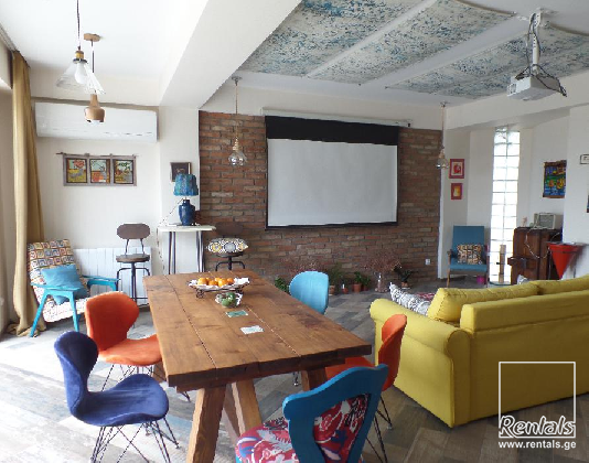 flat ( apartment ) For Sale  In Tbilisi , Sololaki; Shindisi 