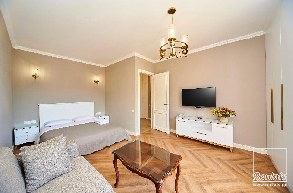 flat ( apartment ) For Rent  In Tbilisi , Chugureti; Uznadze